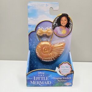 Necklace The Little Mermaid Ariel Seashell Singing Light-Up Feature NEW NIB